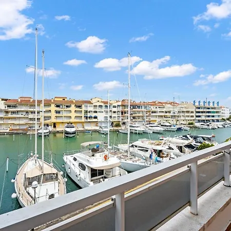 Apartment Welcs Apartamento 075 Emp Con Vistas Al Canal *