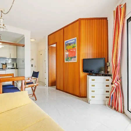 Apartment Welcs Apartamento 075 Emp Con Vistas Al Canal Empuriabrava